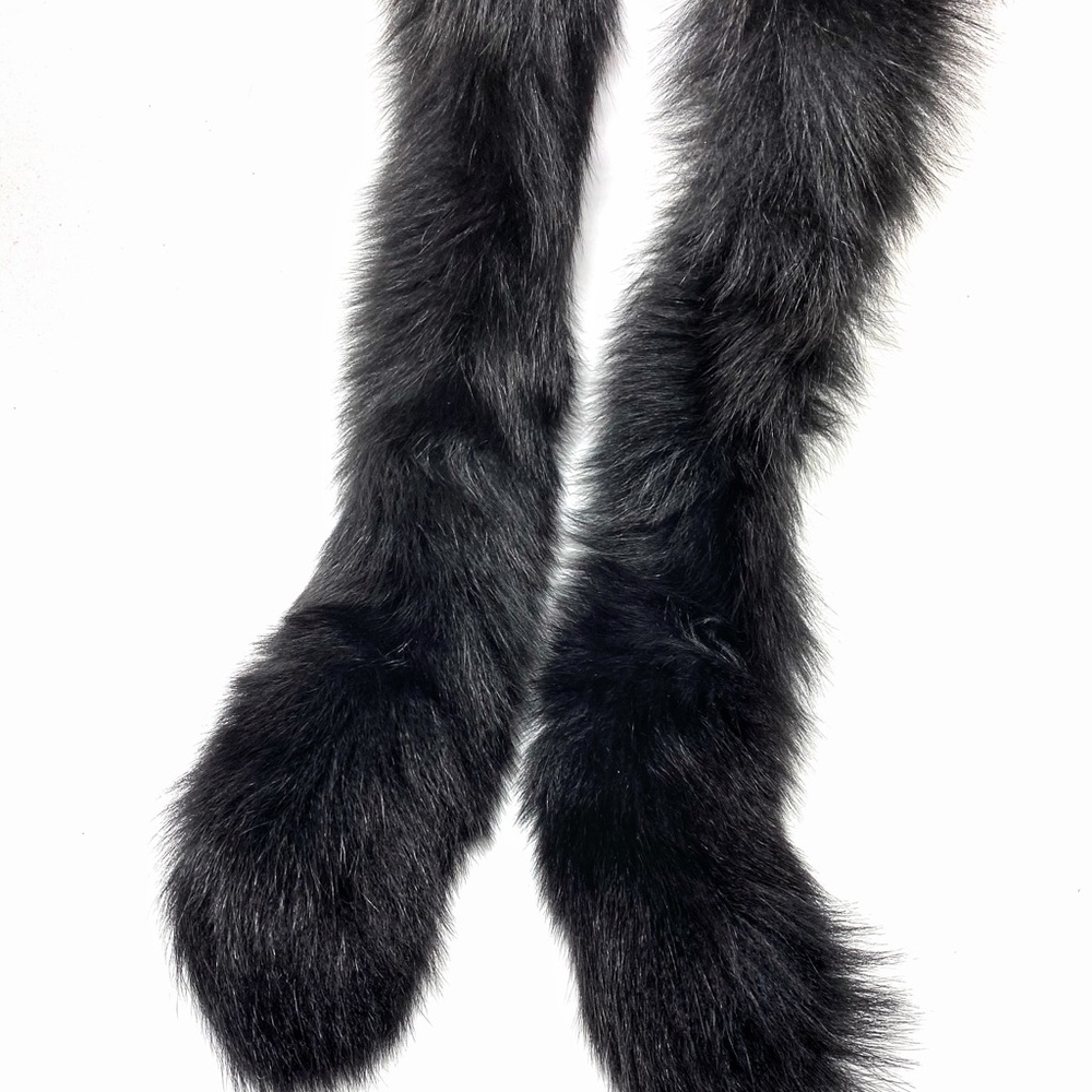SOLD! 💯 Auth Vintage DIOR Fox Fur Stole/Scarf - Picture 3 of 10